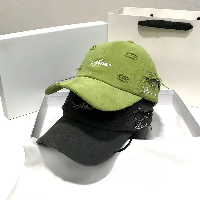 

Retro perforated soft top duckbill cap for spring and summer fashion, personalized street sun protection, baseball cap trend