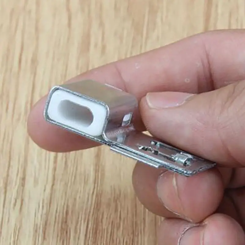 5 Pz/lotto Divano Hardware Hasps Molla di Ferro Pinze Auto Cuscino Molla di Fissaggio Clip Mobili Per La Casa Divano Molla Hasps Divano Accessori