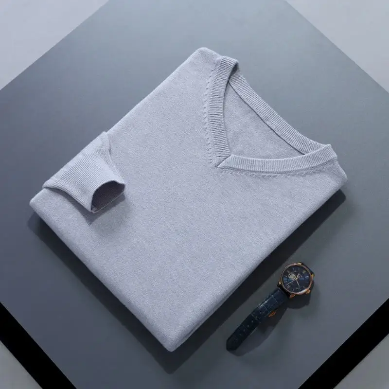 v-neck light grey