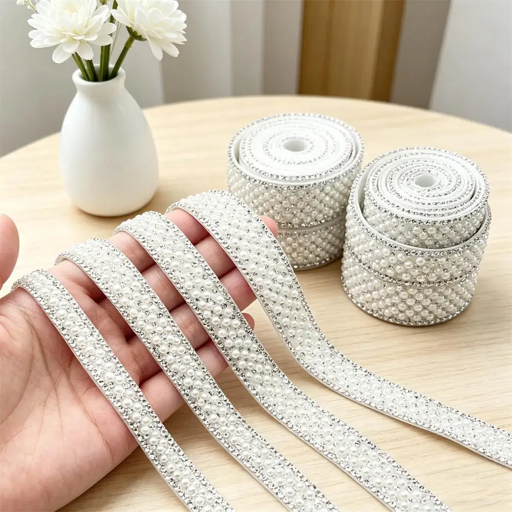 1 Größe (90cm) Selbstklebendes Perlen-Strassband, Perlen-Kristallstreifen, Handgemachte Dekoration - DIY Hochzeitskleider, Schuhe, Taschen