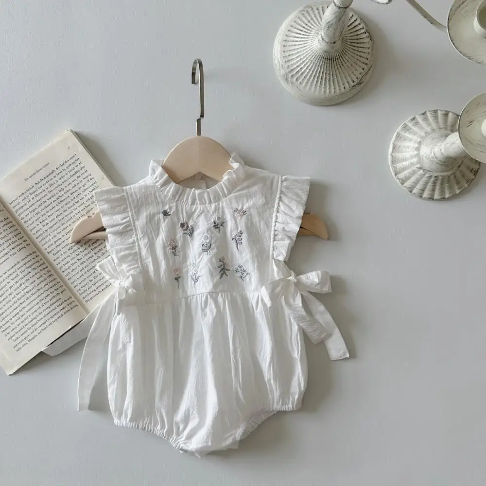 

2024 Newborn Girl Romper Clothes Sleeveless Bow Jumpsuit Flower Embroidery Girls Playwear Toddler Children Summer New Bodysuits