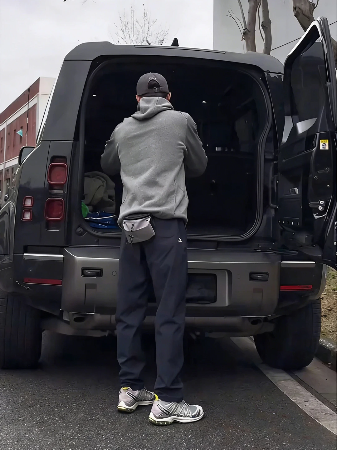 

Мужские весенние брюки-карго Slim Fit из мягкой ткани с американским логотипом, прямые, повседневные, в стиле парашютиста