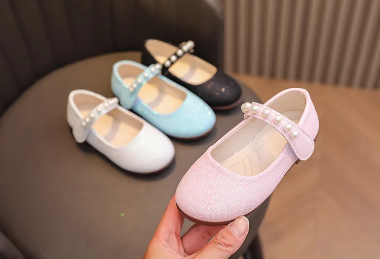 

Children Princess Soft Soled Kids Single Performance Dance Solid Color Shoes Girl Spring Shoes Woman Pearl Autumn Leather Shoes