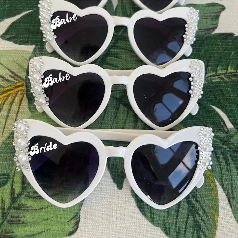 Bride babe Diamond heart Sunglasses beach Wedding girls trip Bachelorette hen Party Bridal Shower decoration bridesmaid gift