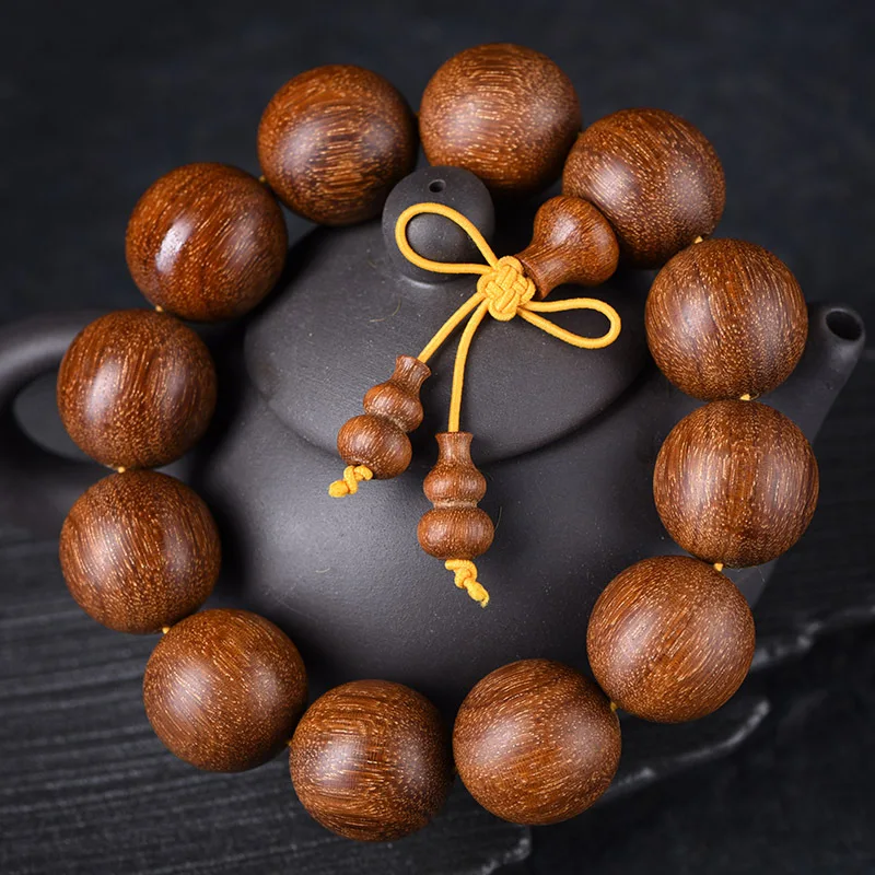 Indonesian full-star small-leaf bracelet made from old material with golden inclusions, comparable to Indian rosewood b