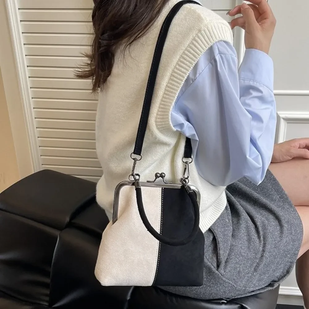 Vintage-Umhängetasche aus mattiertem Leder mit Verschluss, große Handtasche für Damen, ideal für Reisen und als Geschenk – Detail 3