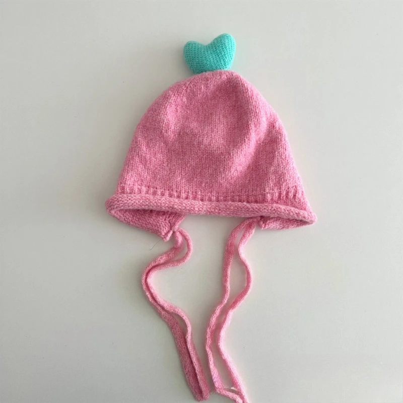 Topi Rajut Korea Gaya Musim Gugur dan Musim Dingin dengan Warna Solid, Tali, Pelindung Telinga, dan Topi Wol Hangat Bergaya untuk Anak-anak.