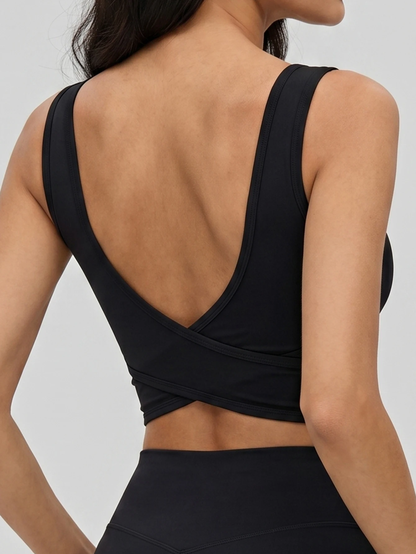 Women Cross Back Yoga Tank Top Built-in Fixed Bra Pads Square U Neck Crop Workout Vest Stretch Quick Dry Sport Bra For Gym Runni