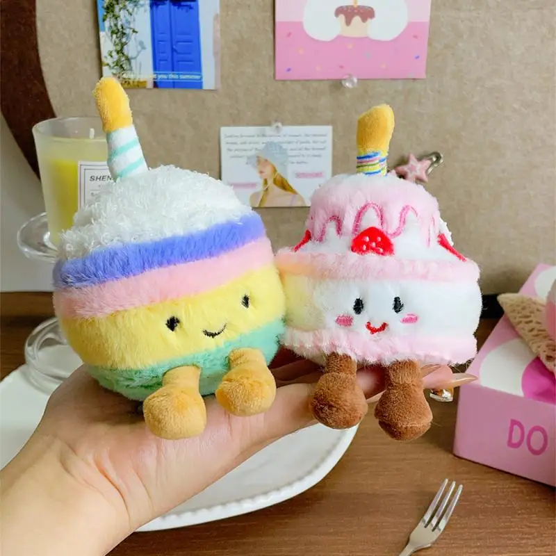 Cartoon-Kuchen Plüsch-Schlüsselanhänger Weiche Puppe Dekorativer Taschenanhänger Kawaii Dessert-Spielzeugpuppe Geburtstagsgeschenk für Taschendekoration
