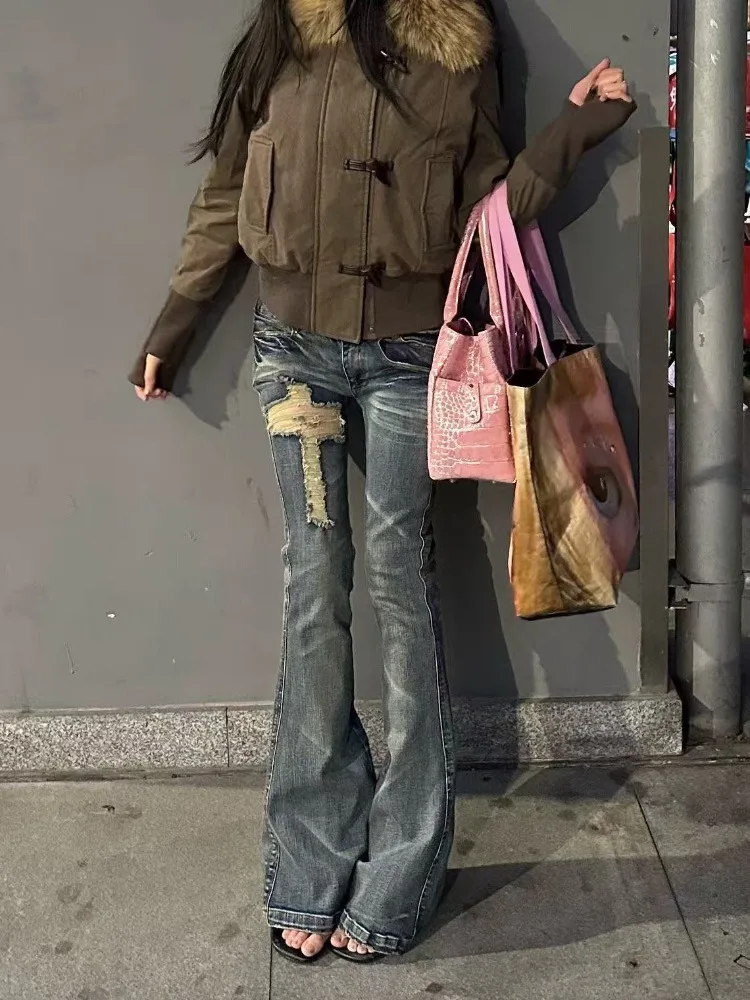 Ladies Vintage Washed Denim Flare Pants Distressed Ripped Frayed Edge Rivet Decoration Low Rise Wide Leg Streetwear Trousers New