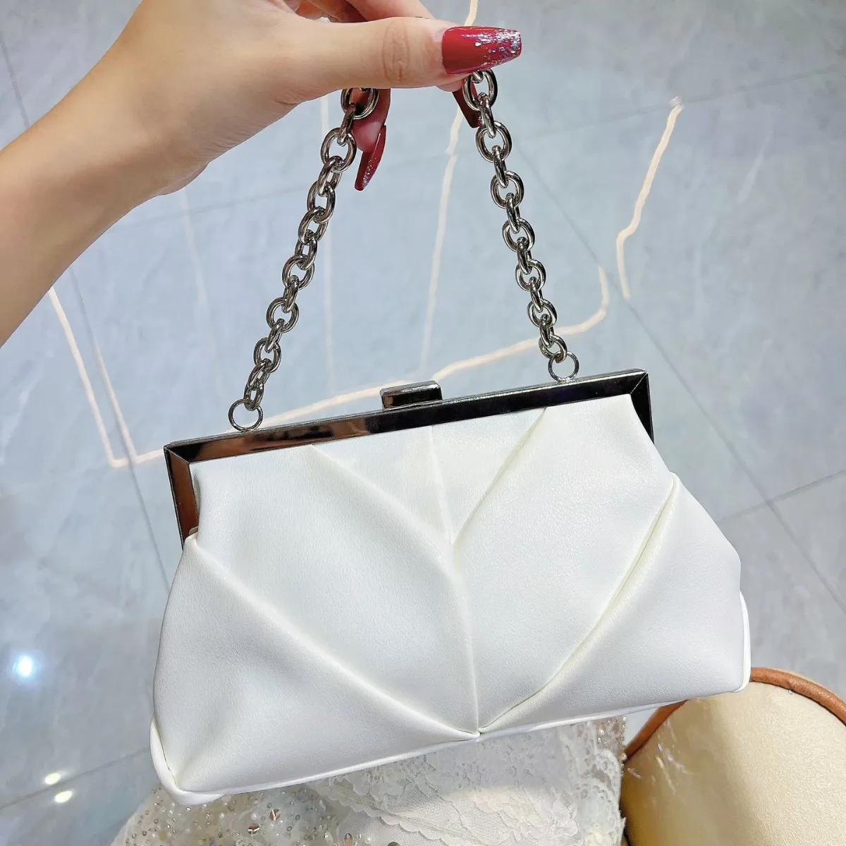 

Cross-Border Handbag Chain Clutch for Women, Socialite Evening , Qipao Dress Bag, Single Shoulder Crossbody Eveni