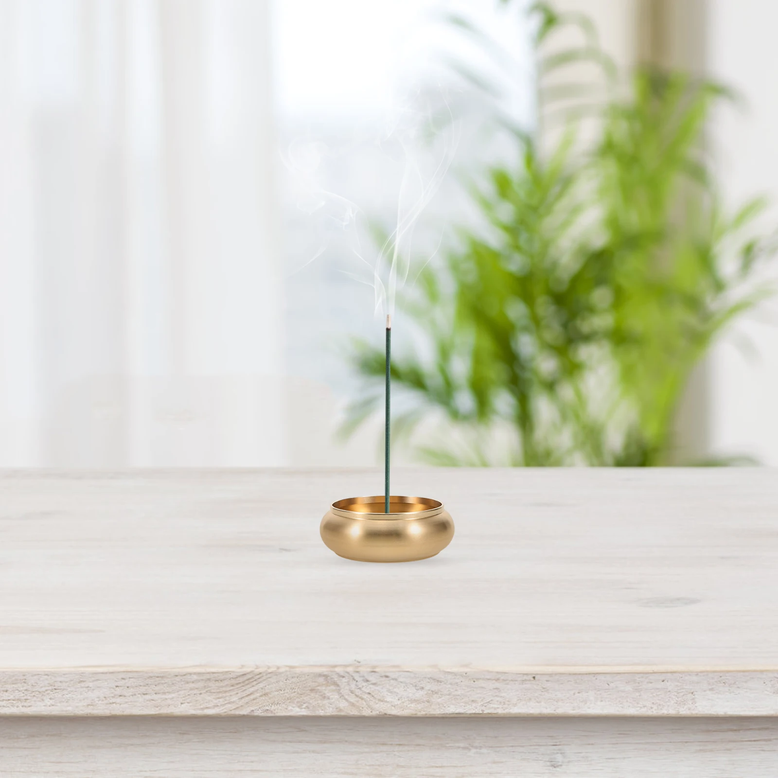 

Metal Ashtray Round Brass Desktop Decorative Piece For Home Office Cigarette Butt Container Tabletop Smoking Accessory