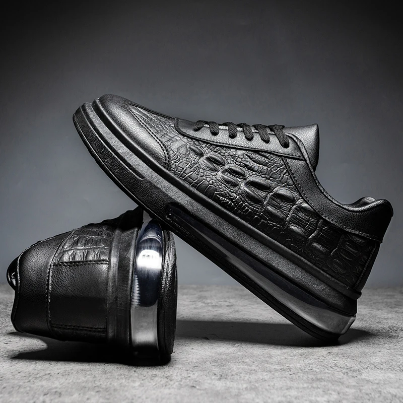 2023 New Shoes for Men Casual Korean Men\'s Fashion Flat Lace Up Sneakers Male Comfortable Sport Vulcanized Shoes
