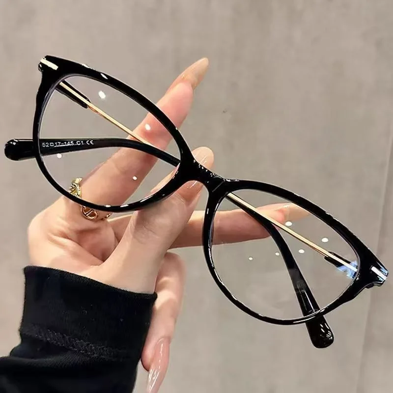 Women Elegant Stylish Cat‑Eye Myopia Eyeglasses Metal Temple Lightweight Anti Blue Light 0 To ‑4.0 Diopter Spectacles Daily Wear