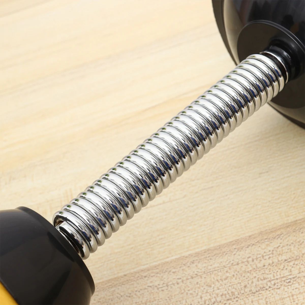 

1pc Desktop Small Suction Cup Boxing Ball Stress Relief for Home or Office (Yellow and Black Boxing Ball+Red Inflator)