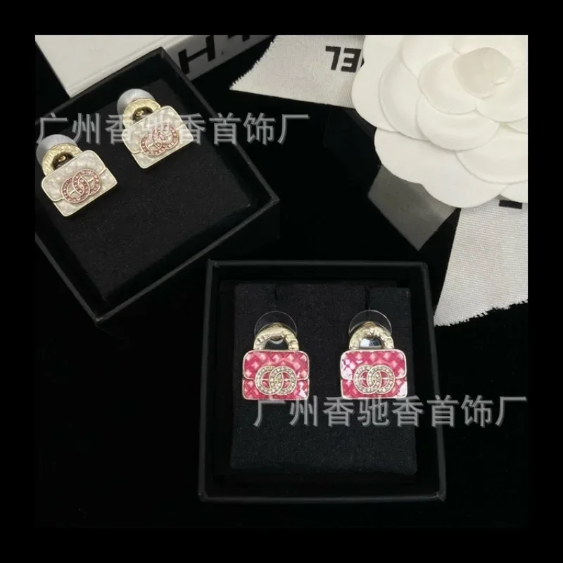 

Новая сумка с розовым бриллиантом, классический нишевый дизайн, серьги-гвоздики с бриллиантами в стиле знаменитостей для женщин