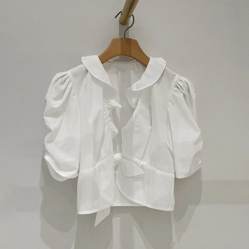 

Женская белая блузка с глубоким V-образным вырезом и рюшами, летняя коллекция 2026, с короткими рукавами-фонариками, элегантный топ с завязками