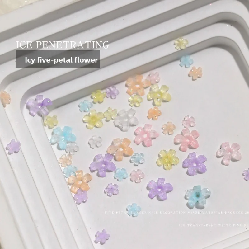 Ice Transparent Five Petal Flower Nail Charms Trendy Multi Sizes Macaron Transparent Resin Nail Art Decorations Nail Accessories
