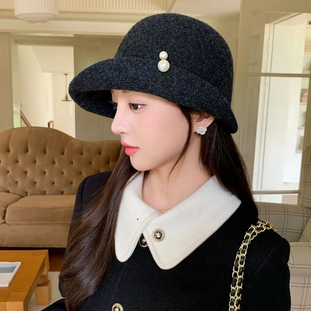 Retro Wool Blend Fedoras Hat Pearl Curled Brim Hepburn Style Topper Hat Pure Color French Style Woolen Bucket Hat Travel