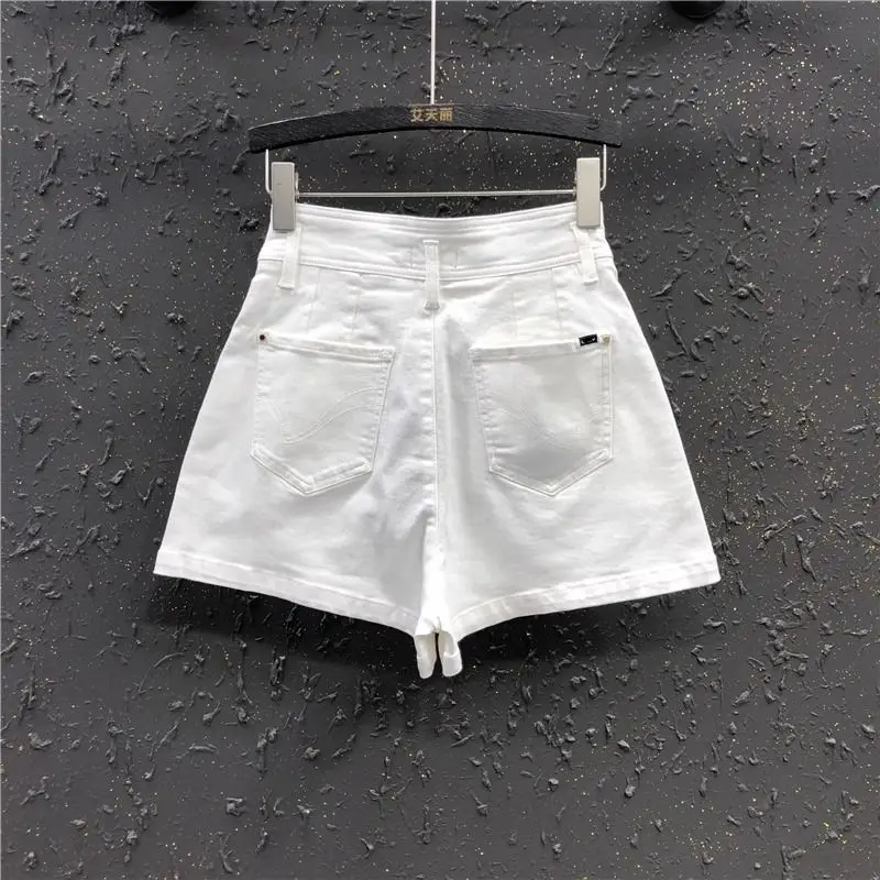 2023Summer New Hong Kong Style Small Waist White Denim Shorts Women's High Waist Loose and Slimming Wide Leg Pants Hot Pants