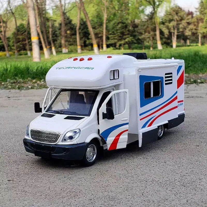 1:28 Diecast Luxury RV Recreational Vehicle Car Model Toy Metal Camper Van Motorhome Touring Car Model Sound and Light Kids Gift