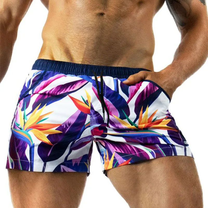 Summer men's sports and leisure shorts lightweight breathable quick-drying colour blocking shorts non-elastic beach