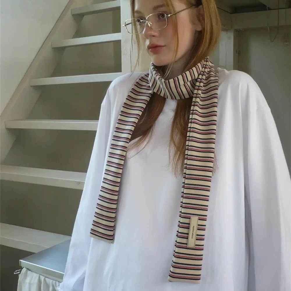 Y2K الأزرق الأبيض وشاح مخطط المألوف طويل ضيق الأوشحة الزخرفية Harajuku ريترو قطاع وشاح الرقبة 100% القطن وشاح دافئ