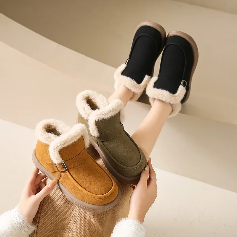 Scarpe basse Casual da donna di grandi dimensioni di alta qualità 2023 nuovo Design con fibbia ad ardiglione stivali da donna corti in peluche invernali Zapatos De Mujer