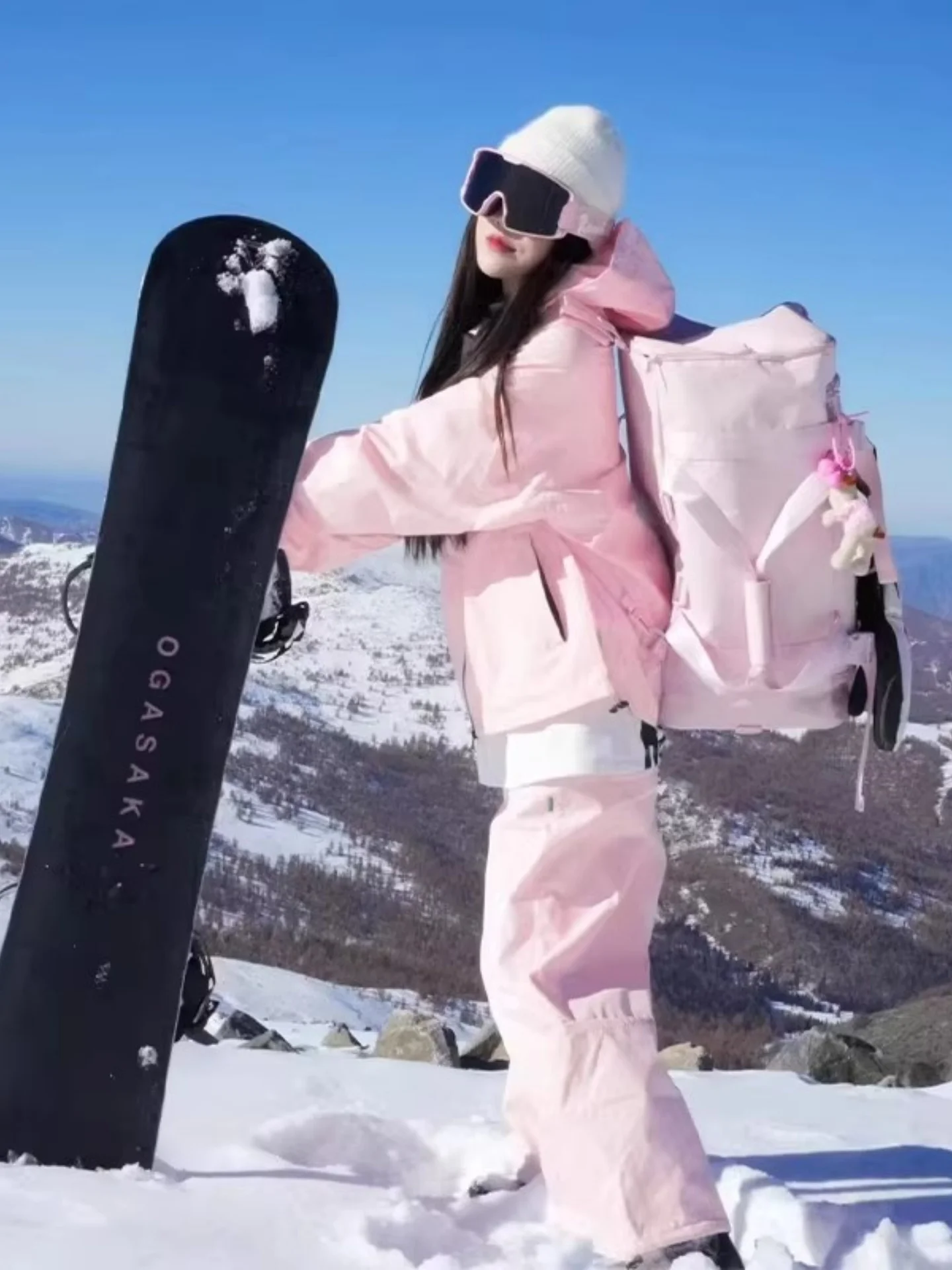 

Комплект морозостойкой лыжной одежды для мужчин и женщин из Северо-Восточного Китая, для зимнего активного отдыха, альпинизма и катания на снегу, -40°C, профессиональный.