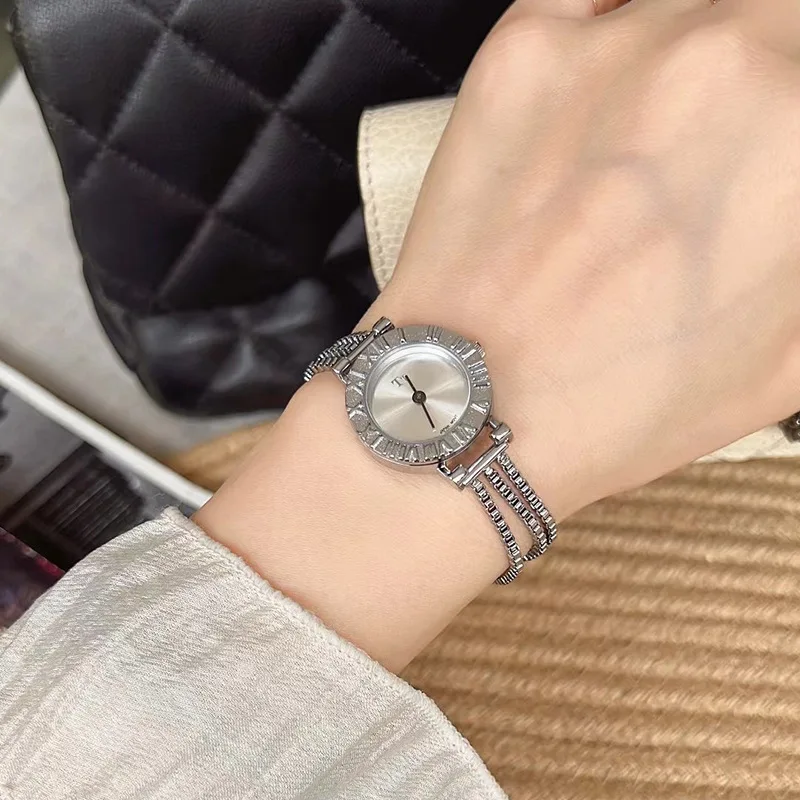 New retro elegant fashion women's watch student trend classic simple automatic water quartz women's watch birthday gift