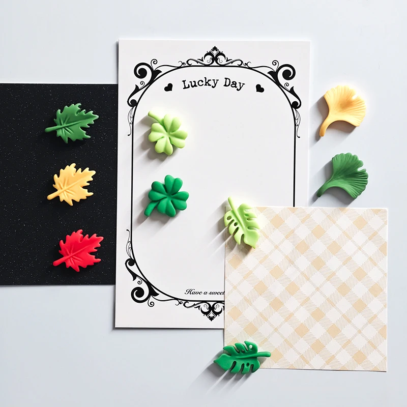 Nature Leaf Fridge Magnets 2-9 pcs Set Resin Realistic Refrigerator Magnet Cute Small Monstera Ginkgo Clover Maple Kitchen Decor