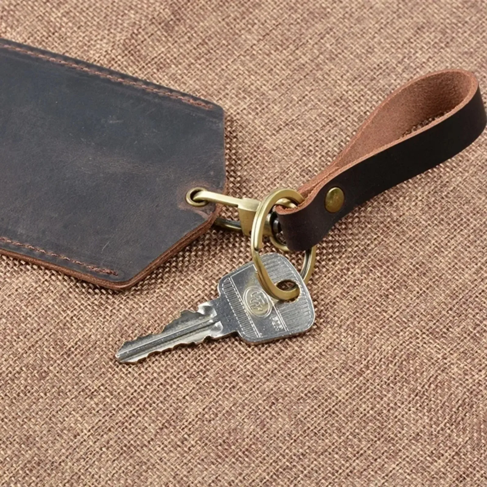 Genuine Leather Slim Credit Card Holder Handmade Leather Minimalist ID Card Case Mini Bus Card Holder with Keychain Key Ring
