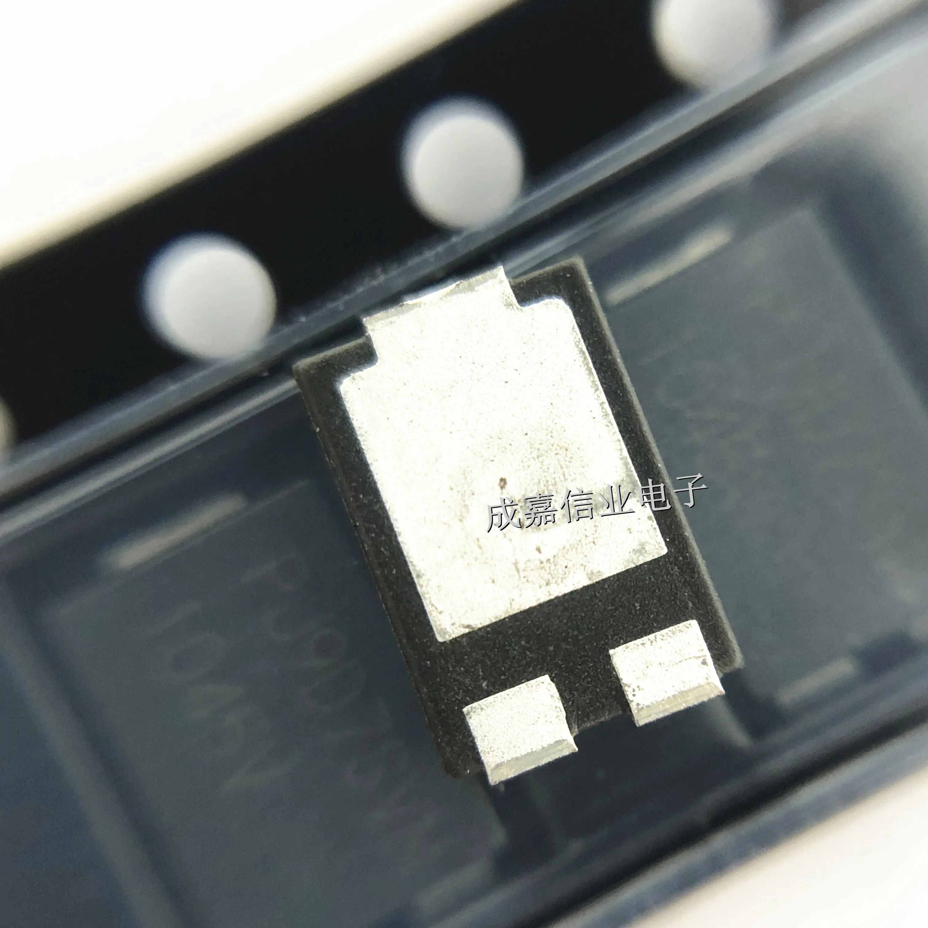 10pcs/Lot SVM1045V_R2_00001 TO-277 SVM1045V Schottky Diodes & Rectifiers 10A 45V