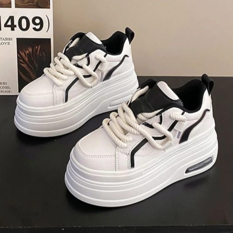 

Thick soled height increasing shoes for women's spring autumn new style simple comfortable casual sports shoes