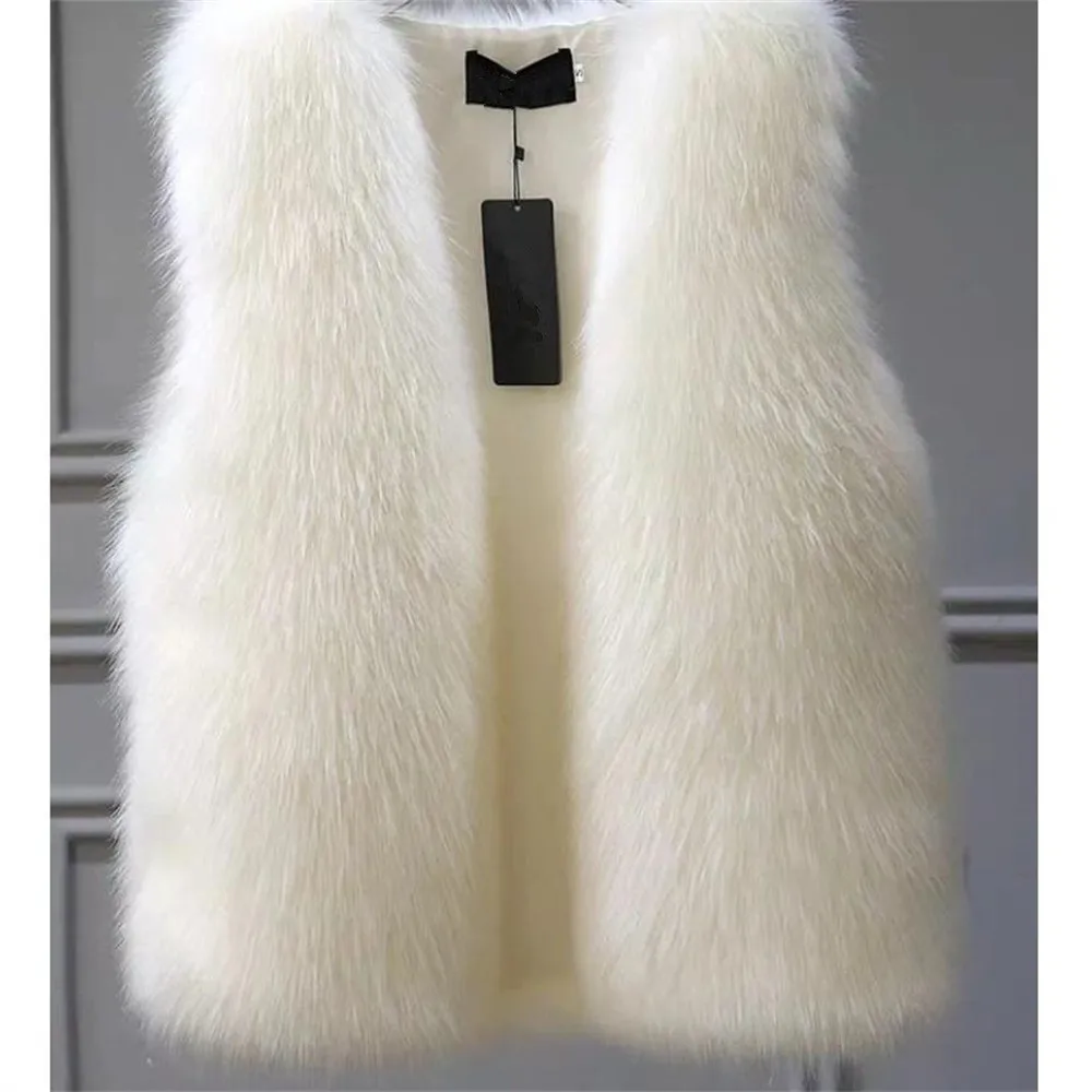 Fur Outerwear Gilet 2024 New Winter Female ImitationFox Fur Vests Coat Winter Warm Waistcoat Fur Vest Jacket Sleeveless Coat