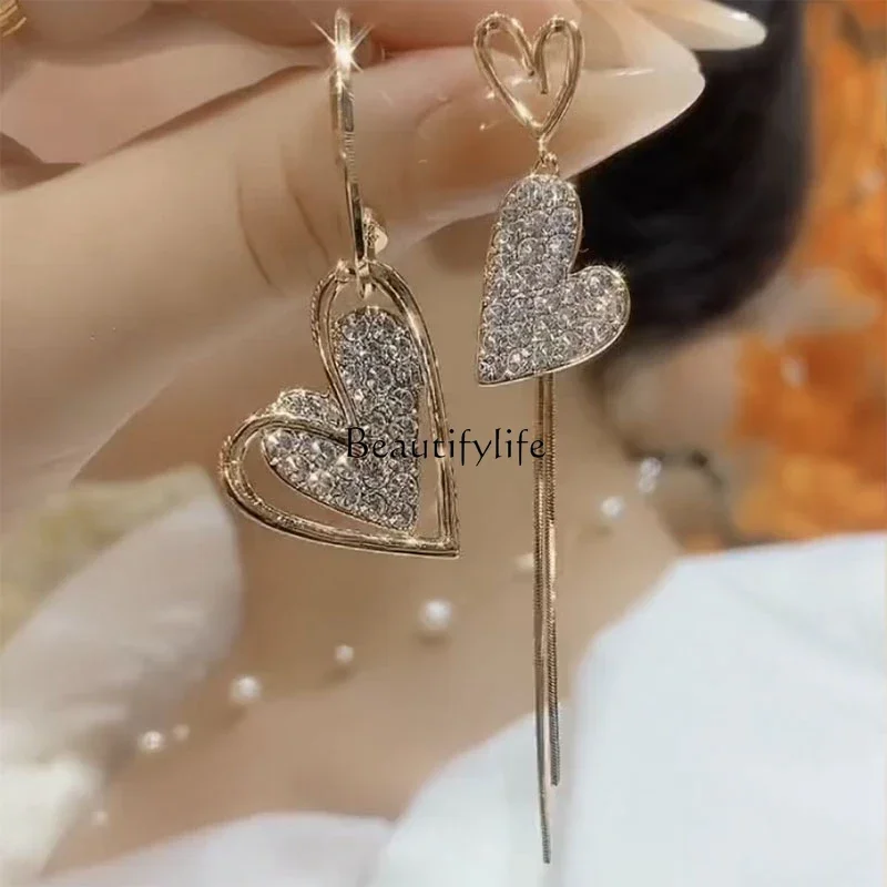 

Asymmetrical full diamond love earrings light luxury niche high-end stud earrings