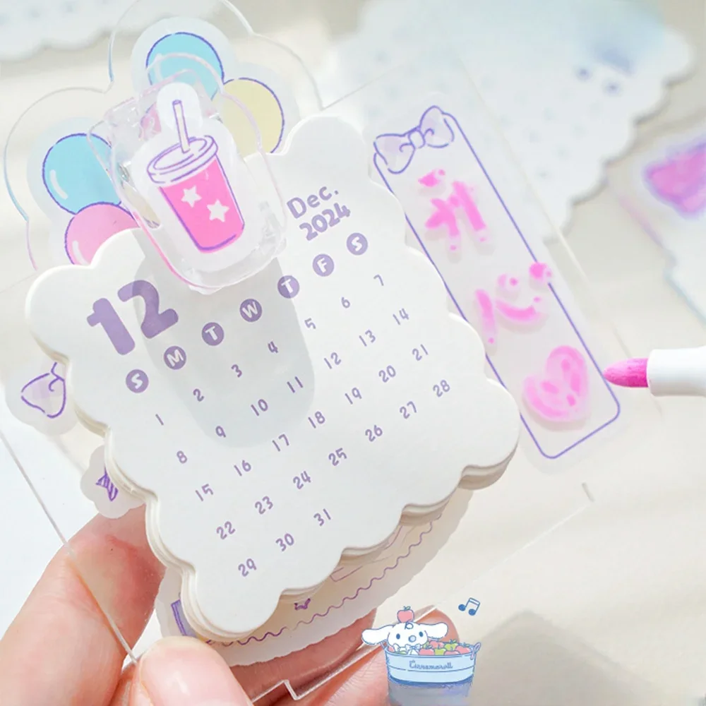 Oryginalny kalendarz z kreskówek Sanrio Cinnamoroll na rok 2025, uroczy akrylowy kalendarz biurkowy Kuromi Melody, ozdoba do składania, prezenty dla dziewczynek