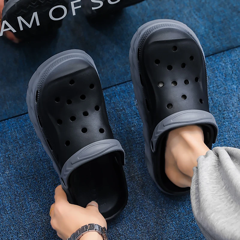 

Носите спортивные пляжные мужские тапочки на толстой подошве с носком, новые летние уличные нескользящие и неприятные запахи сандалии для наружного цвета в тон