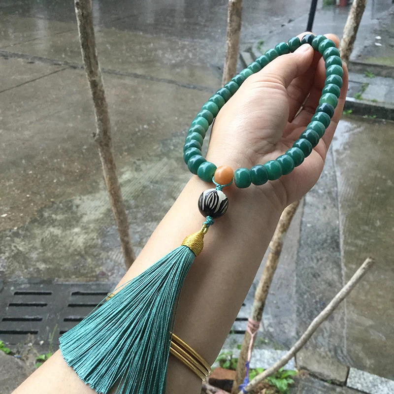 barrel sheen for hand-held use, jade green prayer beads, Bodhi root with lotus design