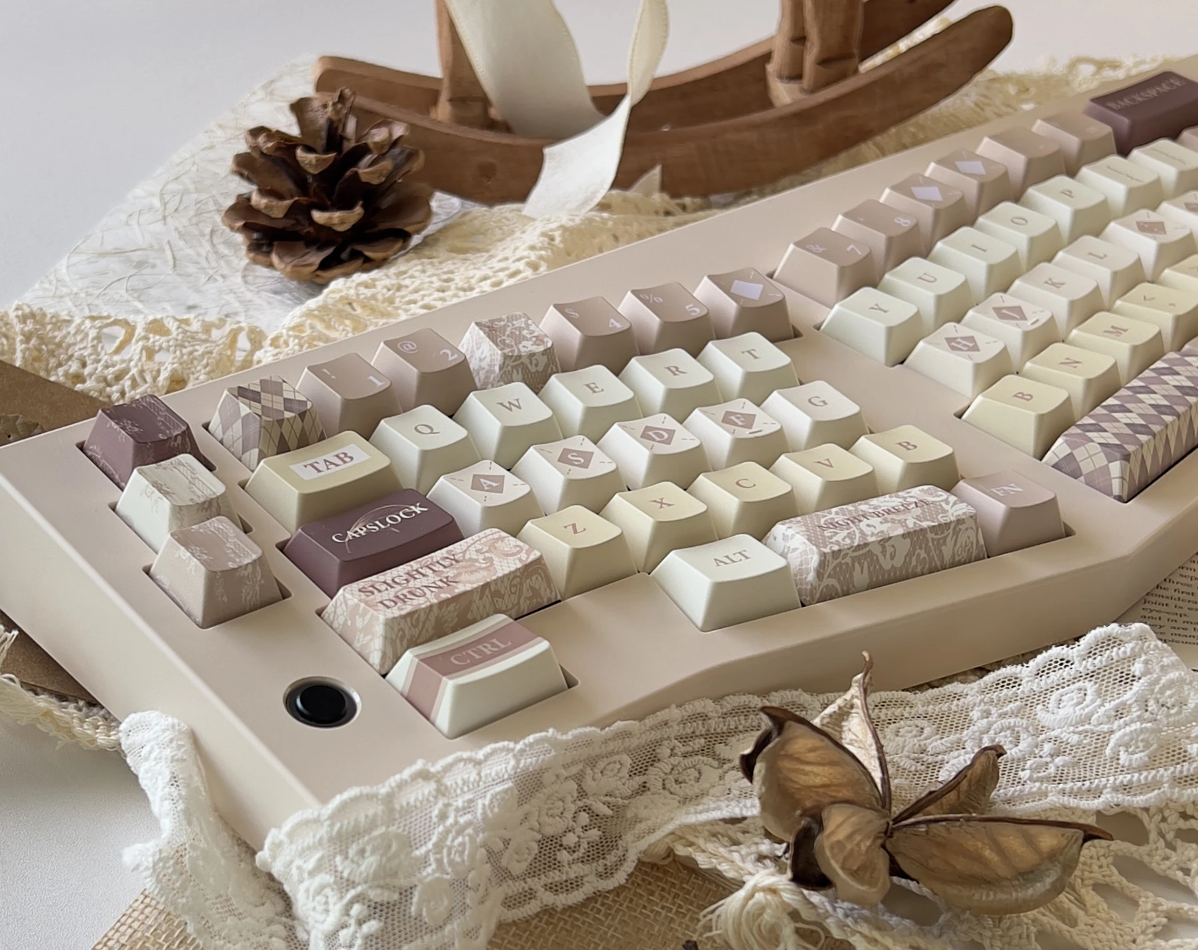 Keycaps Milk Tea Coffee Color French Retro Tipsy Keycaps Cherry Pbt Alice Layout 140Keys L Shape Enter Key Keycap