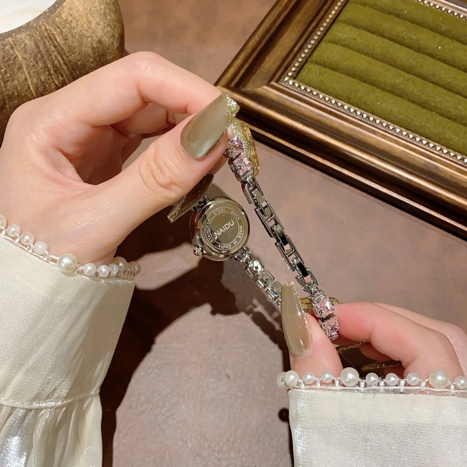 Luxury Diamond Studded Women's Watch Small Dial Ladies Elegant Quartz Watches Gift Bracelet Strap Wristwatch Montre Femme