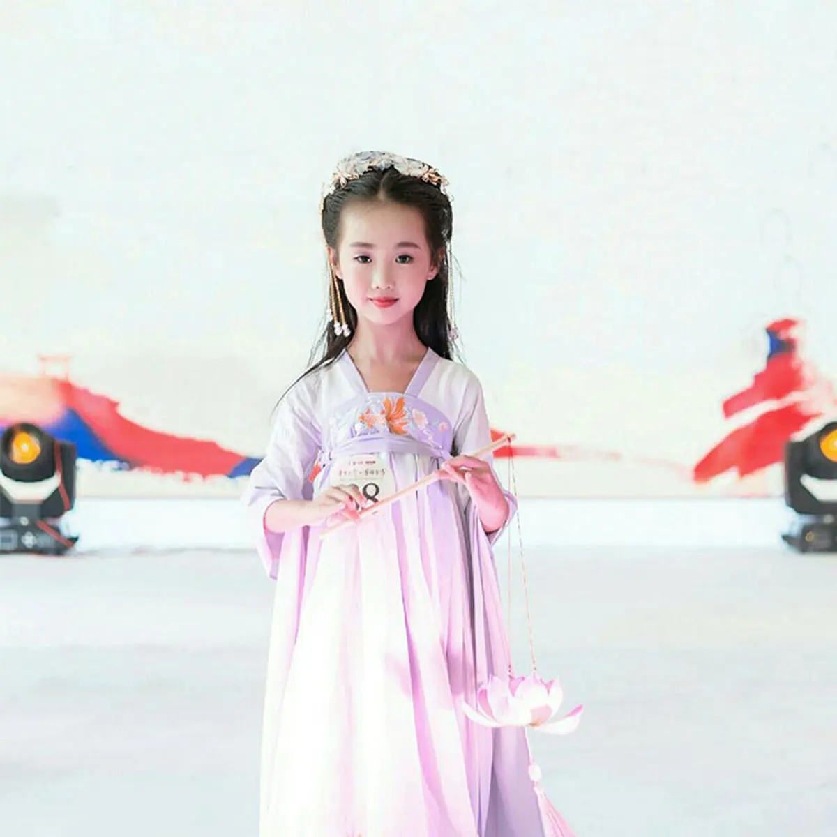 

1pc Portable Lotus Hanfu Photography Lotus Lights For Blessing Prop Bright Colorful Festival Wedding Decoration Blessing Party