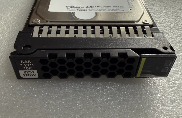 

Для серверного жесткого диска 02312RBV 1,2T 10K SAS 12G 2,5 V5