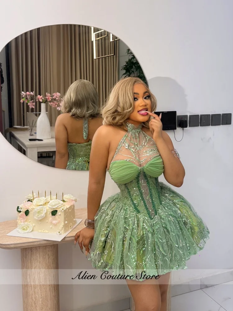 Glitter Green Halter Neck Appliques Pleated Corset Homecoming Party Dress Beaded Cocktail Dress Vestidos de Fiesta  Customized