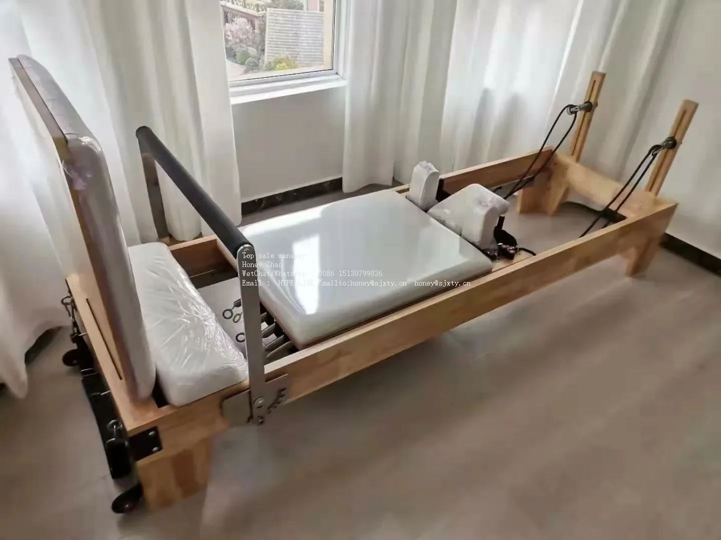 حار بيع بيلاتيس الأساسية السرير معدات متعددة الوظائف أجهزة لياقة بدنية بيلاتيس كاديلاك المصلح