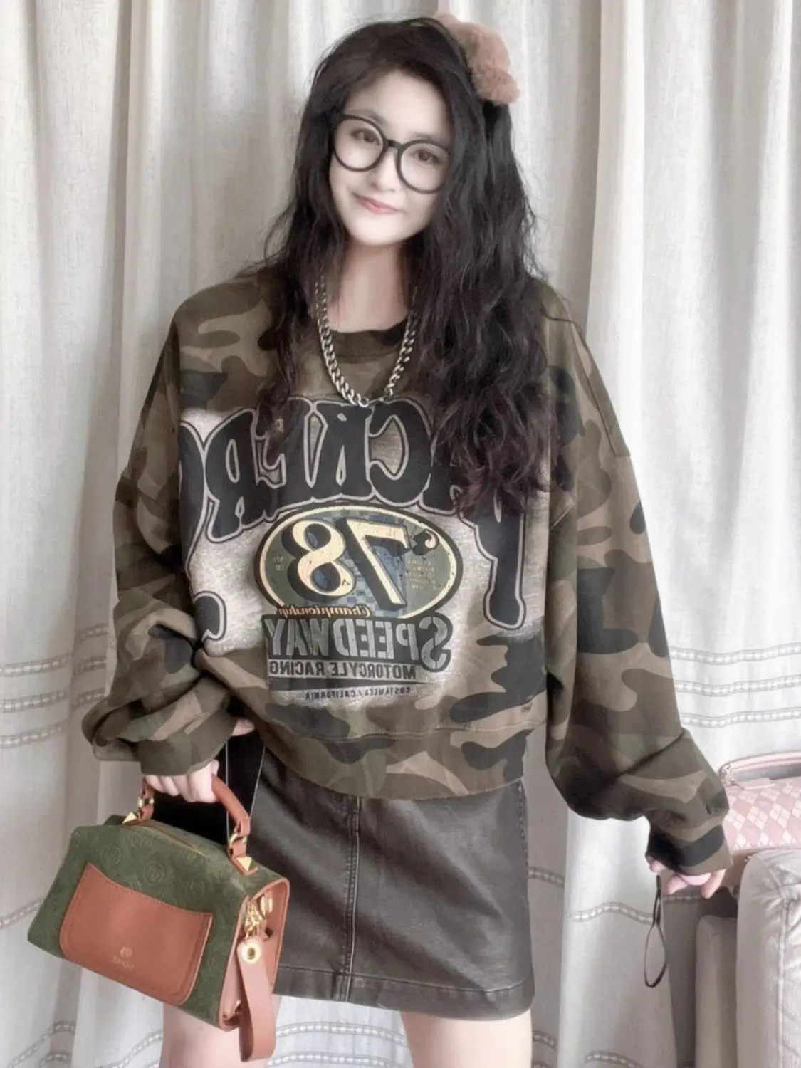 2024 Autumn New Loose Short Large Edition Camouflage Letters Slim Western Style Nostalgic Sweatshirt Harajuku Retro Casual