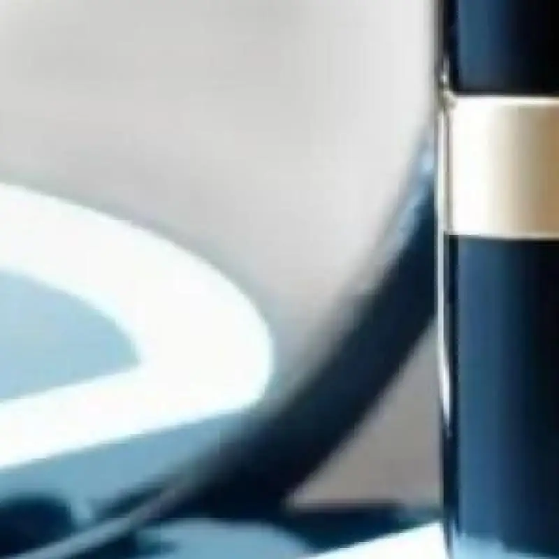 Specchio per trucco portatile a LED con ingrandimento 2X/5X, pieghevole compatto, portatile su entrambi i lati, perfetto per viaggi, borsette o regali