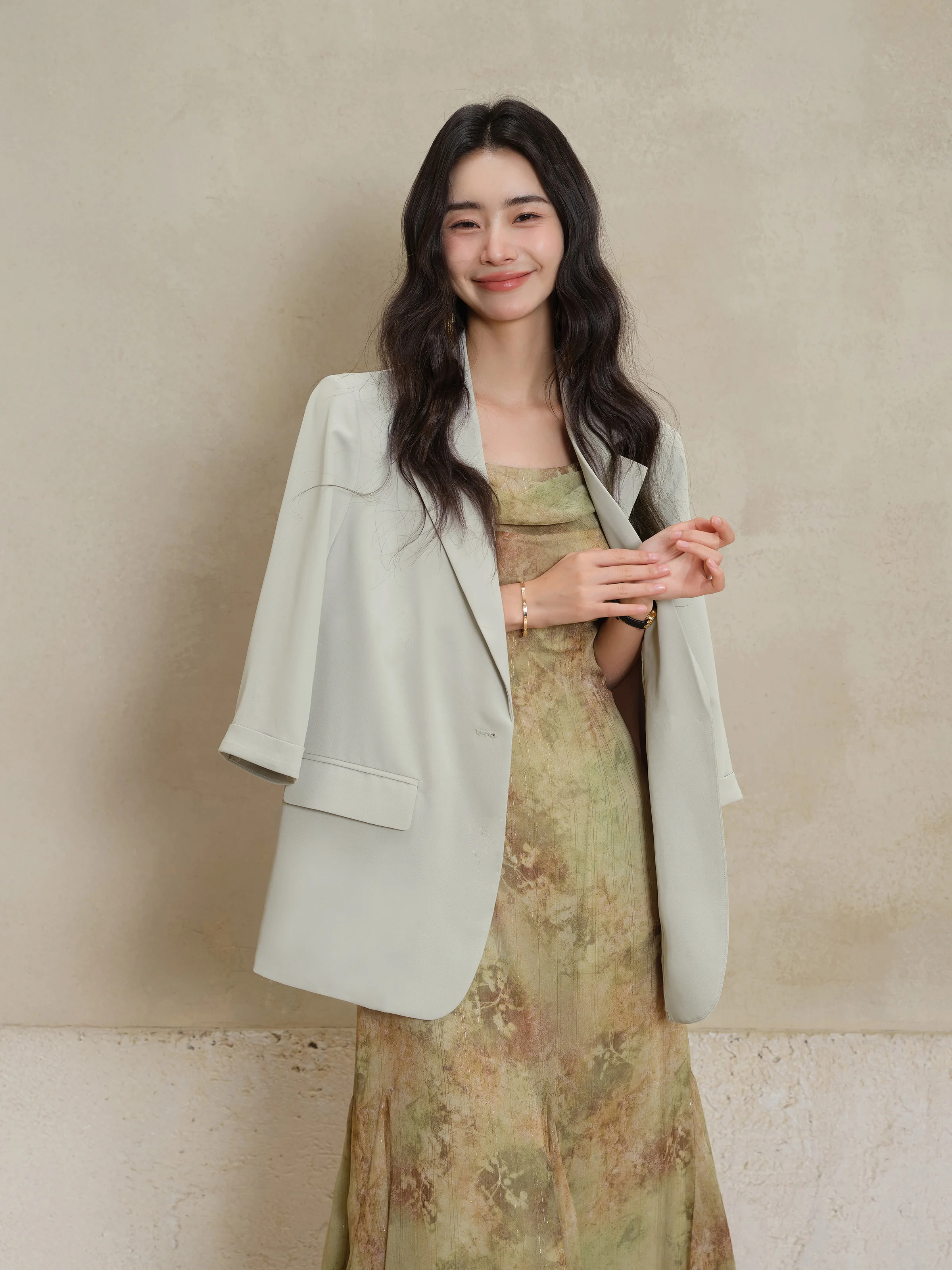 سترة نسائية صيفية 3/4 كم سترة عمل خفيفة الوزن فضفاضة تناسب بدلة مكتب غير رسمية معطف بفتحة خلفية ملابس خارجية أنيقة للأعمال