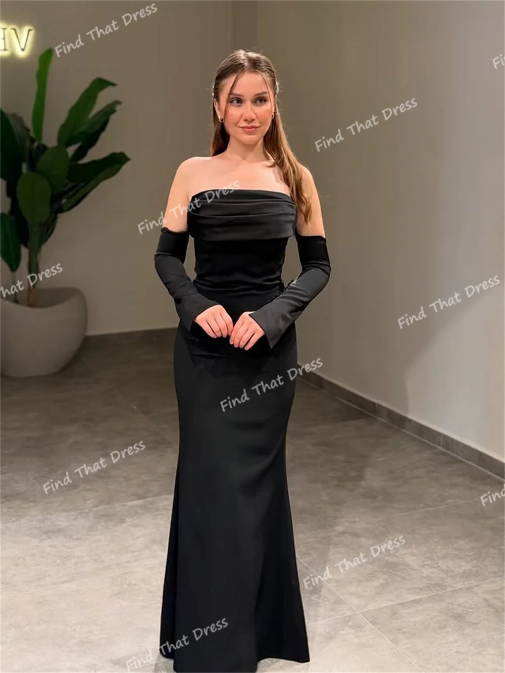 Robe de soirée plissée, col bateau, sur mesure, manches 3/4, gaine, dos nu, longueur au sol, robe de soirée