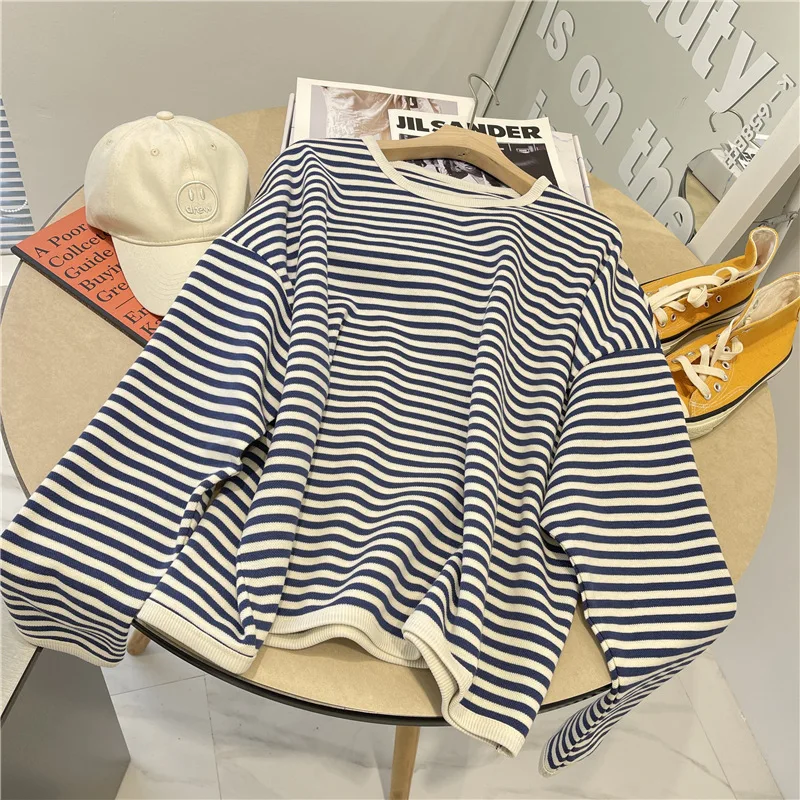 2023 Early Autumn Slim Striped Hoodie for Women's Casual Blue and White Contrasting Versatile Round Neck Pullover Top